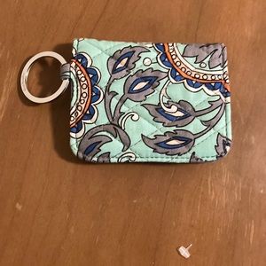 Verá Bradley cardholder